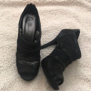 Black satin and lace fancy heals